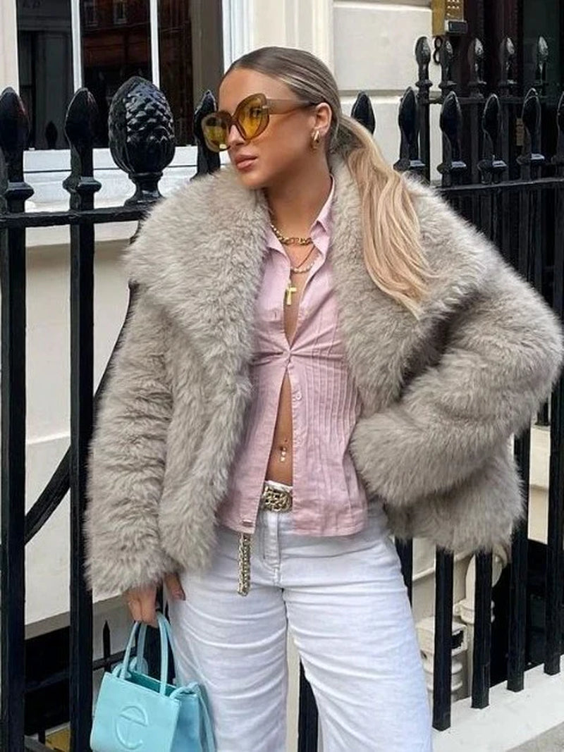 Cozy Chic Winter Plush Coat - Fashionable Thick Lapel Outwear for Women